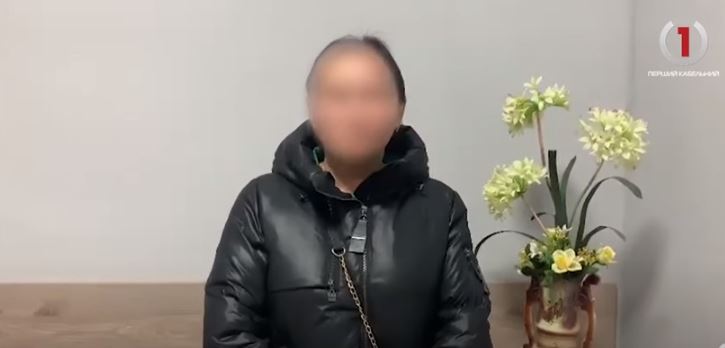 У Мукачеві жінка під час повітряної тривоги вкрала від переселенки всі гроші (ВІДЕО)