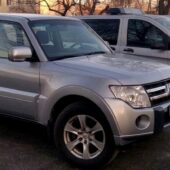 Німецькі поліцейські передали 13 авто і 1000 бронежилетів закарпатським правоохоронцям