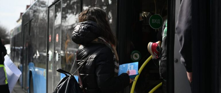 На Закарпатті наразі перебуває близько 220 тисяч переселенців