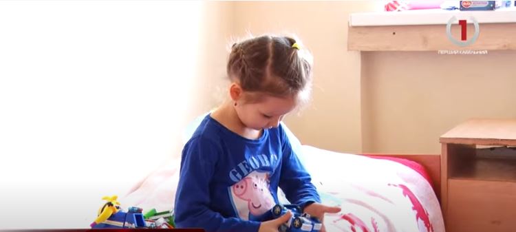 Прийняли більше 170 переселенців: гуртожиток МДУ став центром розміщення переселенців в Мукачеві (ВІДЕО)