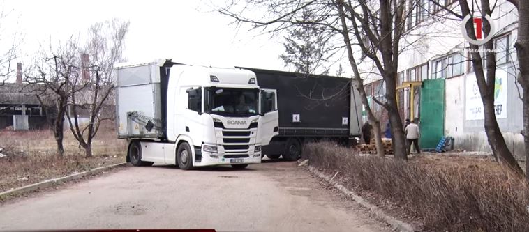 Підтримка українців із Чехії не припиняється: щоденно Закарпаття приймає необхідний гумвантаж (ВІДЕО)