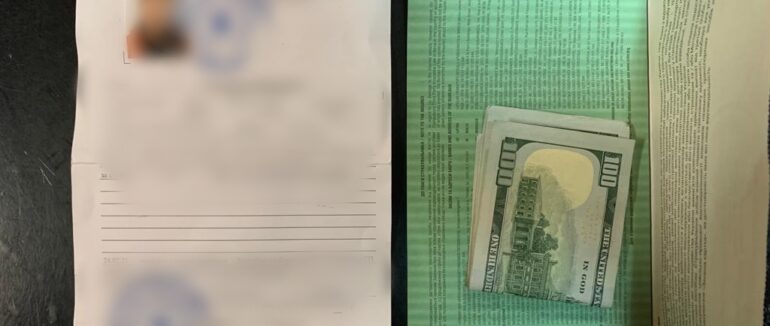 На Закарпатті восьмеро українців намагалися «купити» дозвіл на виїзд з України