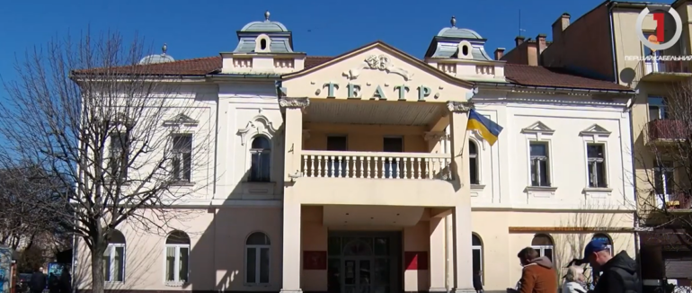 Проект “Все Буде Україна”: актори Мукачівського драматичного театру читають вірші для українців (ВІДЕО)