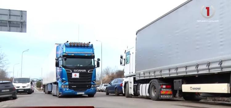 Чеська профспілка «ZAZ» і ГО «Іноземець – не раб» передали мукачівській профспілці «Партнер»гуманітарну допомогу (ВІДЕО)