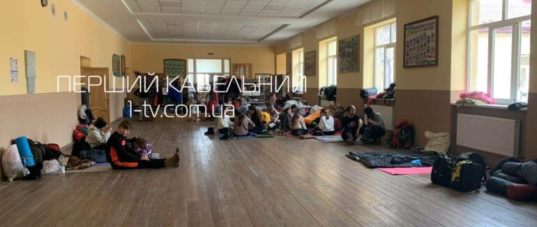 На території Чопської школи влаштували центр допомоги вимушеним переселенцям