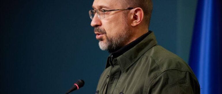 З наступного тижня ФОПи та наймані працівники, які втратили роботу через війну, зможуть отримати 6,5 тис. грн