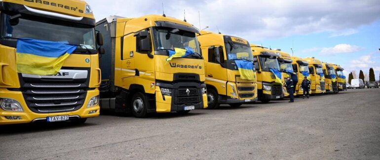 Закарпаття отримало 10 вантажівок гуманітарної допомоги для підтримки регіонів