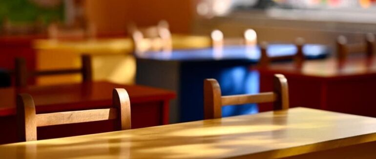 На Закарпатті освітні заклади ще тиждень перебуватимуть на канікулах