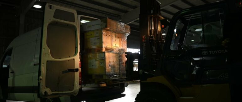 На Закарпаття заїхали 2 вантажівки з медикаментами