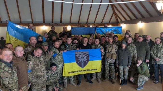 Святослав Вакарчук зустрівся із бійцями Закарпатської бригади