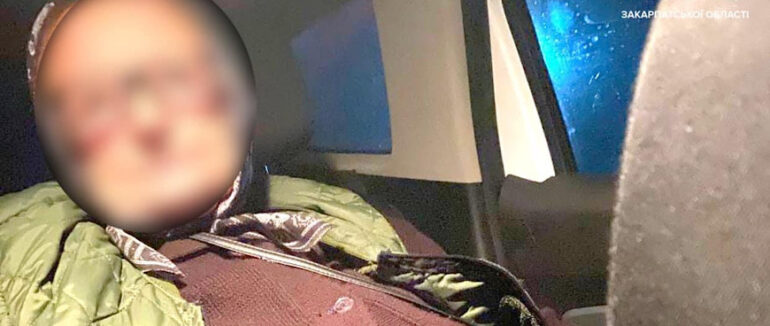 На Закарпатті повернули додому літню жінку