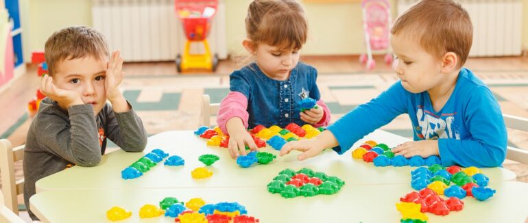 Сьогодні на Закарпатті відкривають перші чергові садочки