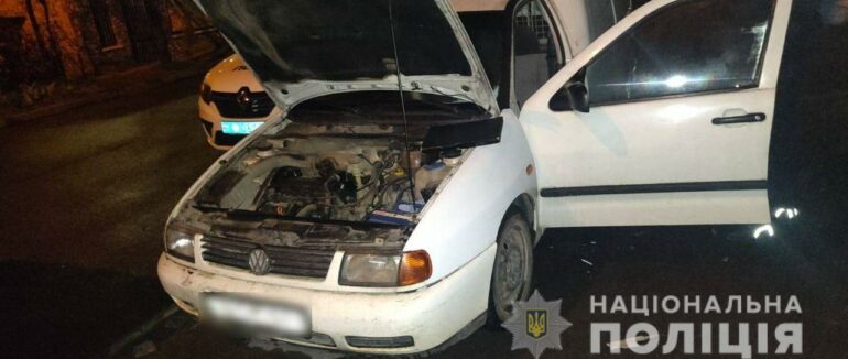 На Закарпатті чоловік завадив зловмиснику викрасти чуже авто