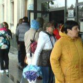В ЦНАПі Ужгорода переселенці можуть реєструватися для отримання державної допомоги