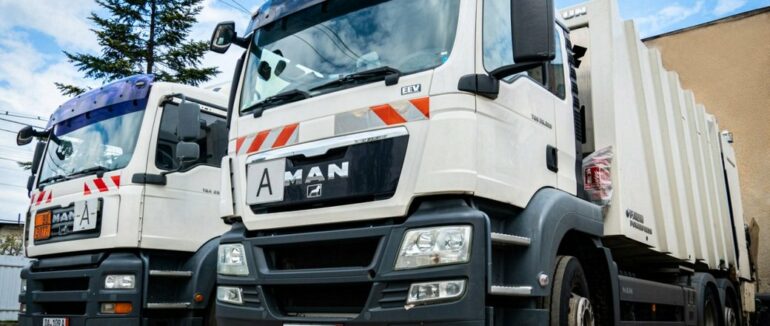 Ужгород отримав від німецького міста-побратима Дармштадта сміттєвоз і вантажний автомобіль