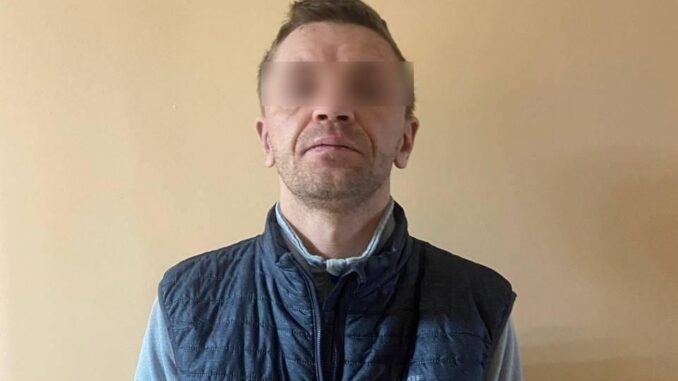 В Ужгороді затримали чоловіка, який влаштував провокацію та напав на дівчину