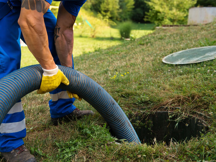 Де замовити послуги асенізатора