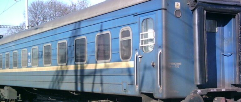 Вчора “Укрзалізниця” евакуювала до Чопа 339 людей, з них 150 людей з інвалідністю