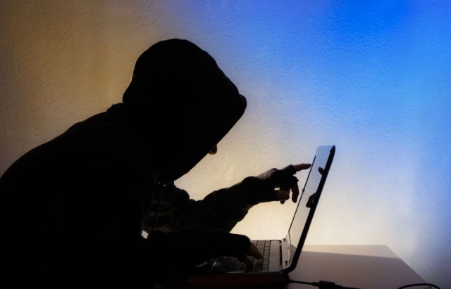 Закарпатців попереджають про електронні листи з програмою, яка викрадає паролі