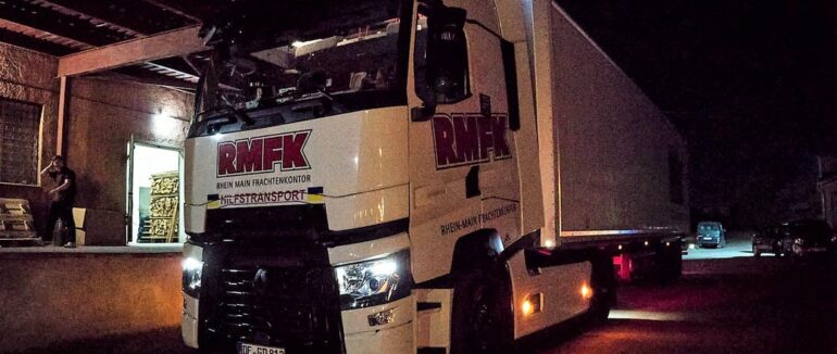 Німецький підприємець привіз в Ужгород дві вантажівки гуманітарної допомоги