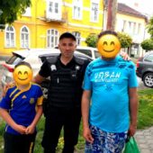 Поки батько був в крамниці, дитина загубилася: мукачівські патрульні відшукали 12-ти річного хлопчика