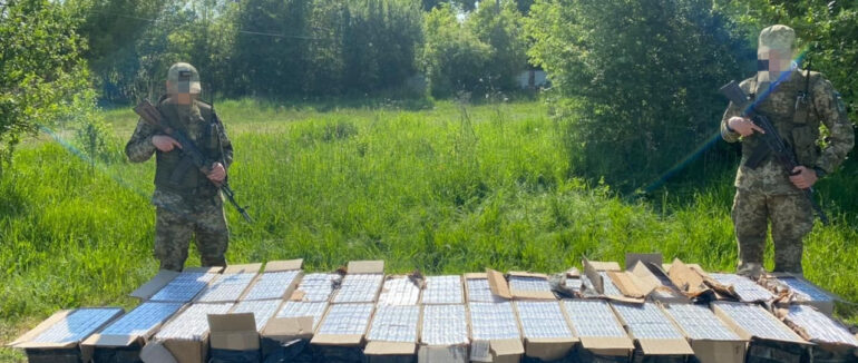 На Закарпатті прикордонники виявили контрабандний тютюн на майже пів мільйона гривень