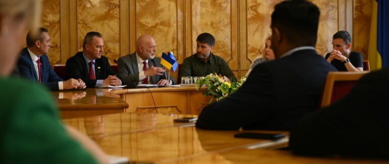 Словаччина готова надавати гуманітарну допомогу ромській громаді на Закарпатті