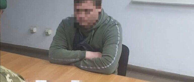 2600 доларів за фіктивну довідку: закарпатські прикордонники викрили чергового “ухилянта”