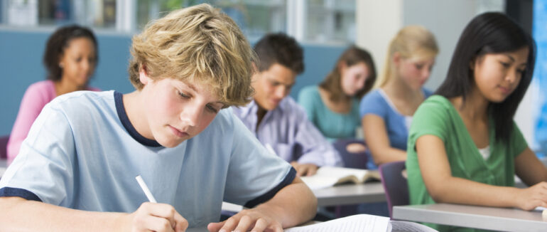 У Виноградові планують відновити очне навчання для учнів 9 та 11 класів