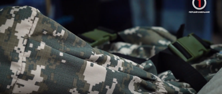 Крок до перемоги: 40-літрові військові рюкзаки від виноградівки (ВІДЕО)