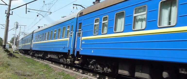 Сьогодні на Закарпаття прибуде ще один евакуаційний потяг зі східних областей