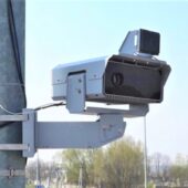Фіксуватимуть перевищення швидкості: на дорогах Закарпаття працюватимуть камери автофіксації