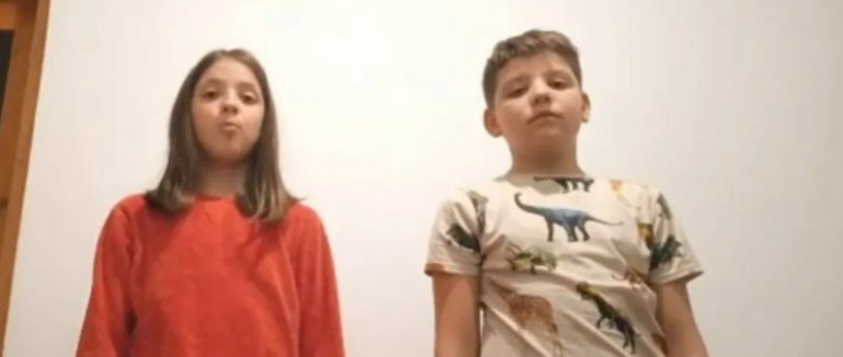 Діти вітають своїх матерів, які служать у 128-й Закарпатській бригаді