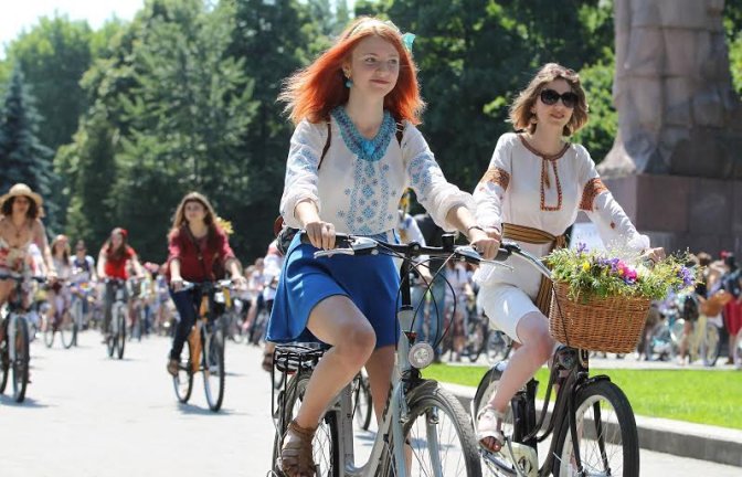 В Ужгороді відбудеться благодійний велозаїзд у вишиванках