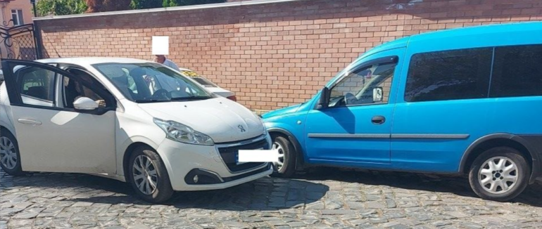 У Мукачеві за тиждень зафіксували понад 350 порушень правил паркування