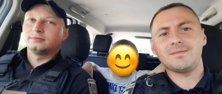 У Мукачеві місцеві знайшли 6-річного хлопчика, який заблукав