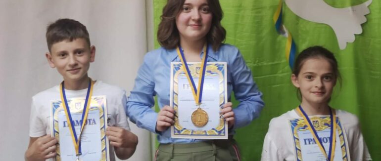 До Дня захисту дітей в Іршаві провели турнір з шашок-64