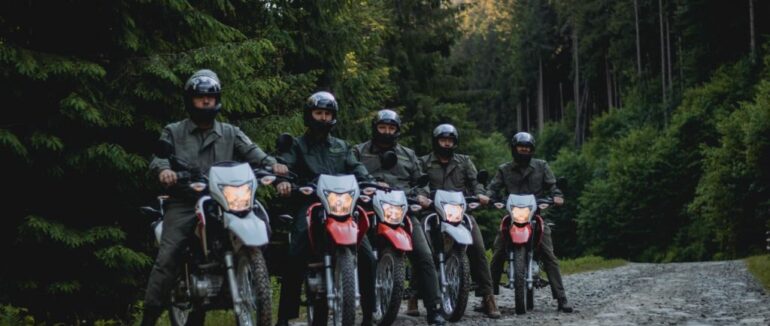 Пильнуватимуть за лісовими масивами: лісівникам Закарпаття закупили сучасні мотоцикли