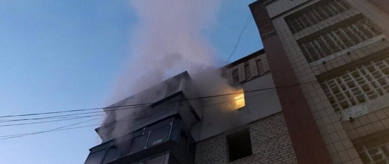 Квартира у вогні: у Мукачеві вогонь пошкодив меблі та речі домашнього вжитку