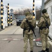 23 автомобіля: яка ситуація у пунктах пропуску на Закарпатті