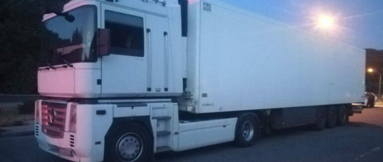 На об’їзній Ужгорода трапилася ДТП: п’яний водій зніс ліхтар