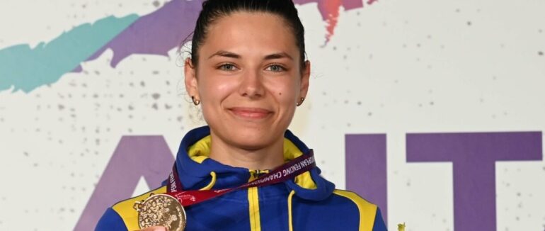 Ужгородська фехтувальниця Влада Харькова стала чемпіонкою Європи