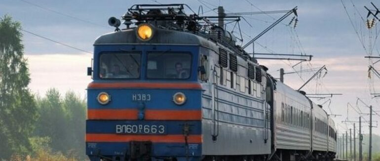 УЗ повідомляє про зміну руху пасажирських поїздів