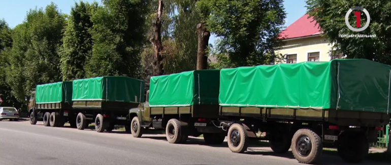 Авто для ЗСУ: підприємці Полянської ОТГ вкотре передали бійцям військові машини (ВІДЕО)