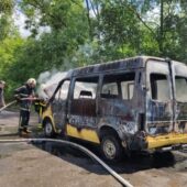 Таки згорів: у селі Дубрівка палав транспортний засіб