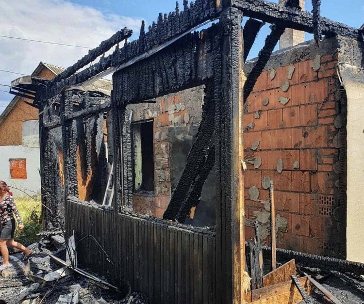На Ужгородщині трапилася пожежа в житловому будинку
