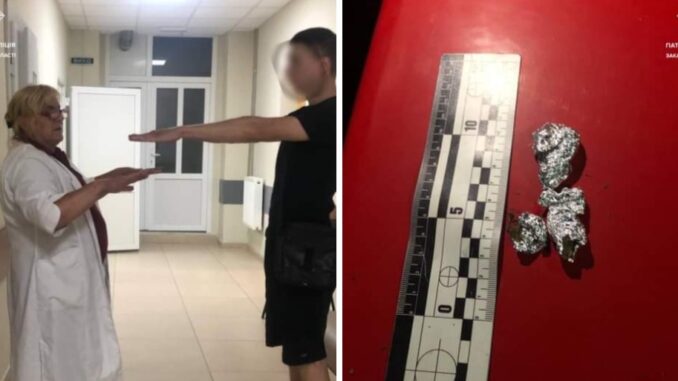 У Мукачеві на вулиці у чоловіка виявили наркотики