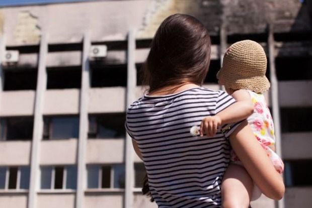 Переселяють переселенців: в Україні почали звільняти держустанови