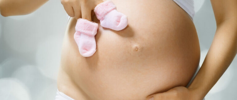 Торік на Закарпатті дівчата віком до 15 років народили 35 дітей