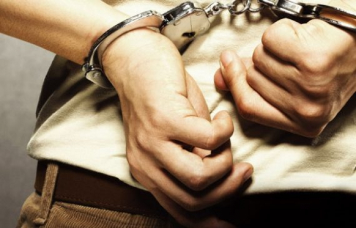 В Ужгороді юнак проник у магазин та викрасти готівку із каси